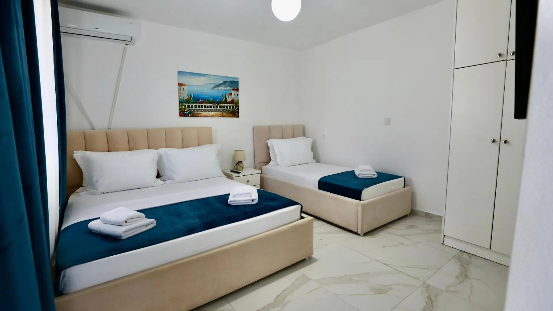 Klejvi Apartments 卡萨米尔