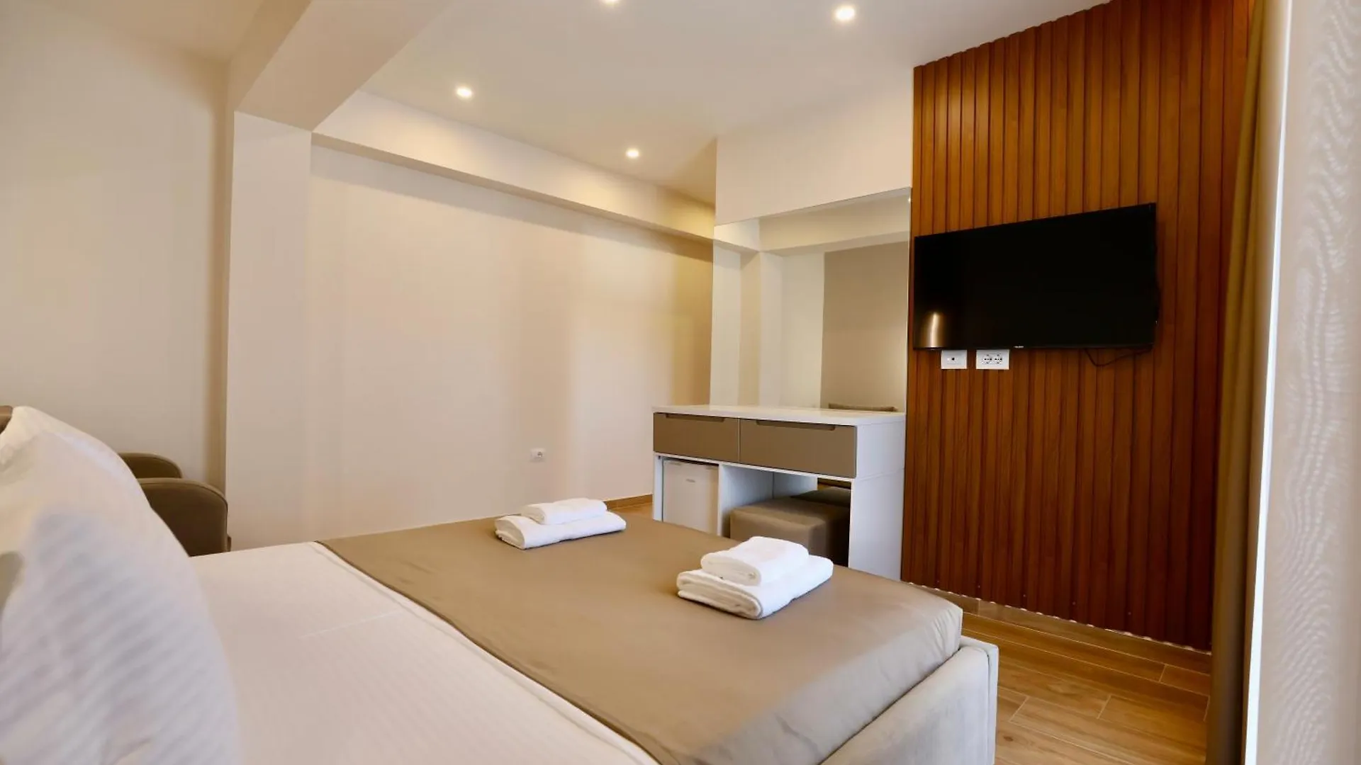 Klejvi Apartments 卡萨米尔